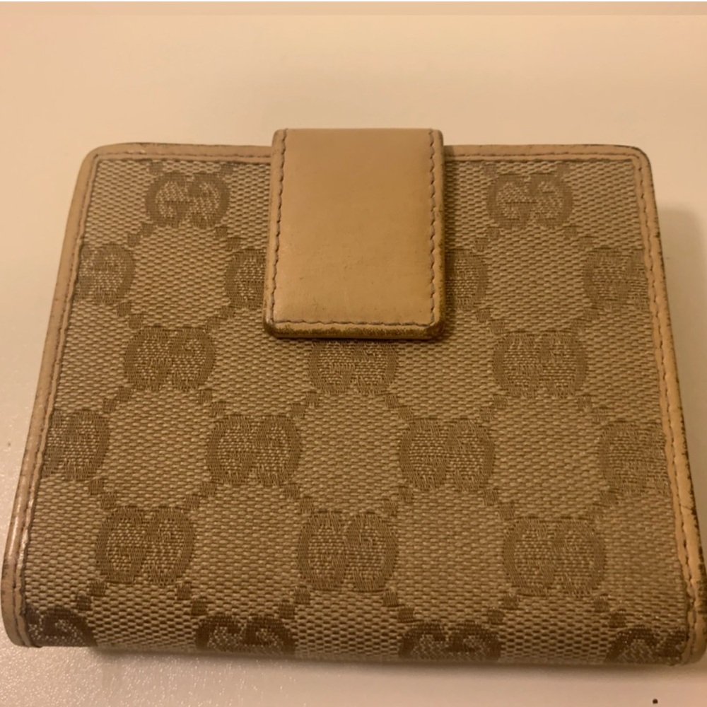 Gucci Monogram Wallet - Picture 4 of 10